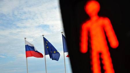EC официально продлил экономические санкции против РФ
