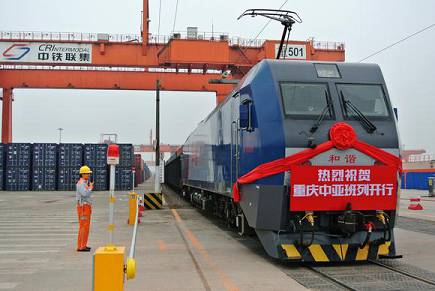 1223N-freight-train_article_main_image