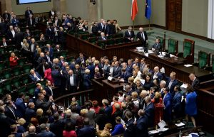 Оппозиция блокирует парламентскую трибуну Сейма